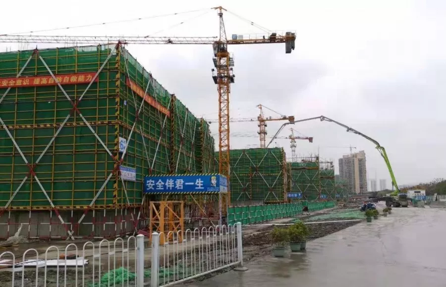 市北32號(hào)地塊提前完成地下室結(jié)頂！